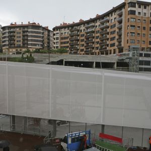 Coverage textile front in white color for the Atxuris sports center